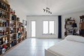 Schlafzimmer 2. OG - Licht, Raum & Stil: Beeindruckende Maisonette-Wohnung mit einzigartigem Schnitt