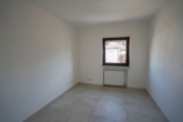 Kinderzimmer 1 - Platz für die ganze Familie! Modernisiertes 4-Parteien-Haus in Zellhausen – 110 qm – OG