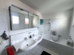 Badezimmer - 4-Zimmer-Wohnung – 136 qm – Balkon – Garage – absolut zentrale Lage in Seligenstadt