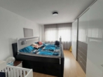 Schlafzimmer - 4-Zimmer-Wohnung – 136 qm – Balkon – Garage – absolut zentrale Lage in Seligenstadt