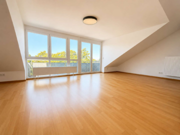 Wohnen über den Dächern Heidelbergs – helle 3-Zimmer-Dachgeschosswohnung mit Balkon, 69126 Heidelberg, Dachgeschosswohnung
