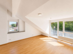 Schlafzimmer I - Wohnen über den Dächern Heidelbergs – helle 3-Zimmer-Dachgeschosswohnung mit Balkon
