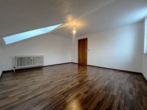 Schlafzimmer - Lichtdurchflutete 4-Zimmer-Wohnung im Dachgeschoss in ruhiger Lage von Gelnhausen