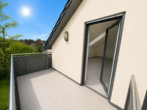 Balkon DG - Exklusives Wohnen auf zwei Ebenen – Maisonettewohnung mit zwei Balkonen und Garage in Bestlage