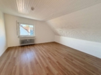 Schlafzimmer - Gemütliche 2 Zimmer Dachgeschosswohnung mit viel Platz und Gestaltungsmöglichkeiten
