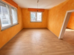 Zimmer - Sanierungsobjekt mit Potenzial – Freistehendes Zweifamilienhaus für Eigennutzer & Kapitalanleger