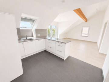 Modernes Wohnambiente mit großzügigem Raumgefühl, 63500 Seligenstadt, Dachgeschosswohnung