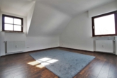 Kinderzimmer - Wohnen in absoluter TOP Lage in Seligenstadt am Main – 5-Zimmer- Maisonette-Dachgeschosswohnung