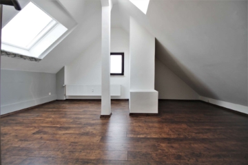 Wohnen in absoluter TOP Lage in Seligenstadt am Main – 5-Zimmer- Maisonette-Dachgeschosswohnung, 63500 Seligenstadt, Maisonettewohnung