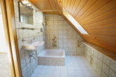 1. OG Badezimmer - Raum für Ihre Ideen: Haus mit Charakter und besonderer Raumaufteilung