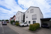 Hausansicht - Ihr neues Zuhause in Seligenstadt: Moderne Gartenwohnung mit Terrasse und offener Küche