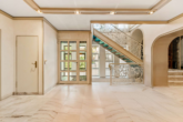 Eingangsbereich - Unternehmervilla mit Charakter und historischem Charme