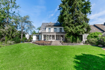 Unternehmervilla mit Charakter und historischem Charme, 63179 Obertshausen, Einfamilienhaus