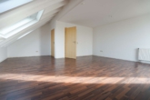 Schlafzimmer - 6,97% Rendite – Wohn- und Geschäftshaus in Nidderau Windecken – kein Sanierungsstau