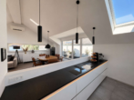 Designküche mit Anspruch - Wohnen auf höchstem Niveau – Exklusive Maisonette in Seligenstadt
