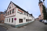 Hausansicht - Traditionsgasthof mit Zukunft für vielfältige Nutzung und separater 4-Zimmer-Wohnung