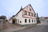 Hausansicht - Traditionsgasthof mit Zukunft für vielfältige Nutzung und separater 4-Zimmer-Wohnung