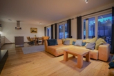 Wohn- und Esszimmer - Elegantes Eigentum! 4-Zi. EG- Wohnung – 138 m² – Seligenstadt – Garten – Aufzug u. TG-Stellplätze –