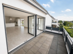 Balkon - Moderne 3-Zimmer-Dachgeschosswohnung auf zwei Ebenen mit Kücheninsel, Balkon & 2 Stellplätzen