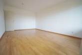 Schlafzimmer - Charmante Erdgeschosswohnung mit Balkon und Außenstellplatz (EG Mitte)
