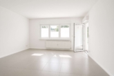 Wohnzimmer - Hell, modern & großzügig! 3-Zimmer-Wohnung mit großer überdachter Terrasse