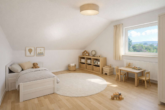 Kinderzimmer (KI visualisiert) - hochwertige 3 -Zimmer-Eigentumswohnung inkl. Carport in Seligenstadt !